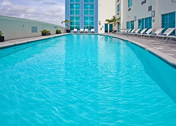 Crowne Plaza & Resorts Fort Lauderdale Airport/ Cruise By IhgAirport Hotel
